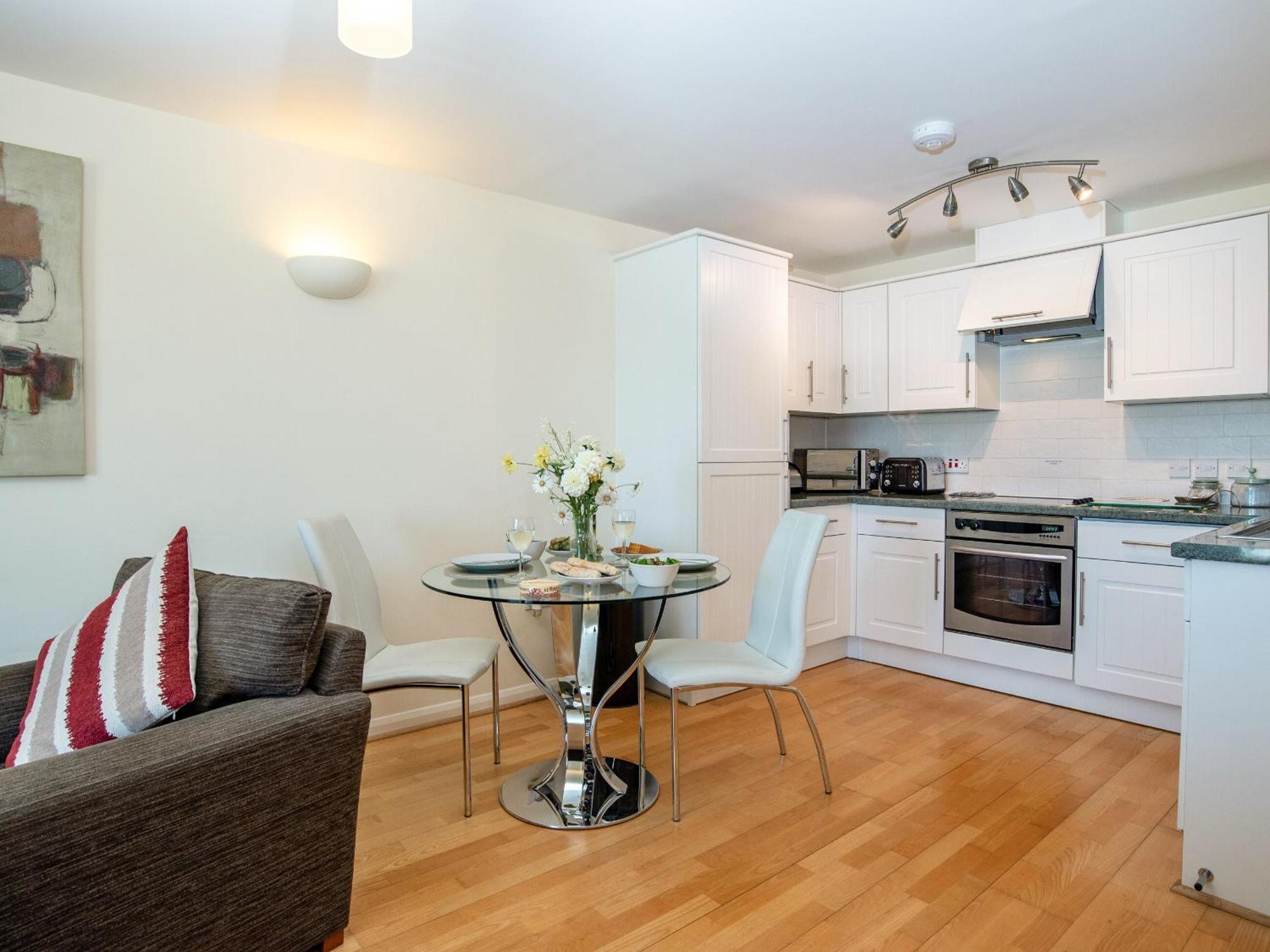 8 Belvedere Court Пейнтон Экстерьер фото